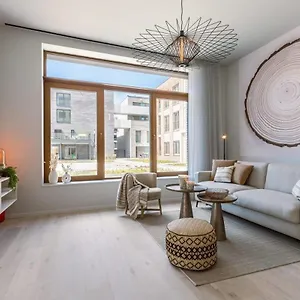 https://brand-new-luxurious-flat-very-close-to-the-sea.hotelsghent.com